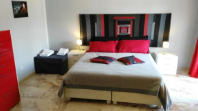 Гостиница Cartoline Dall'Etna B&b  Дзафферана Этнеа
